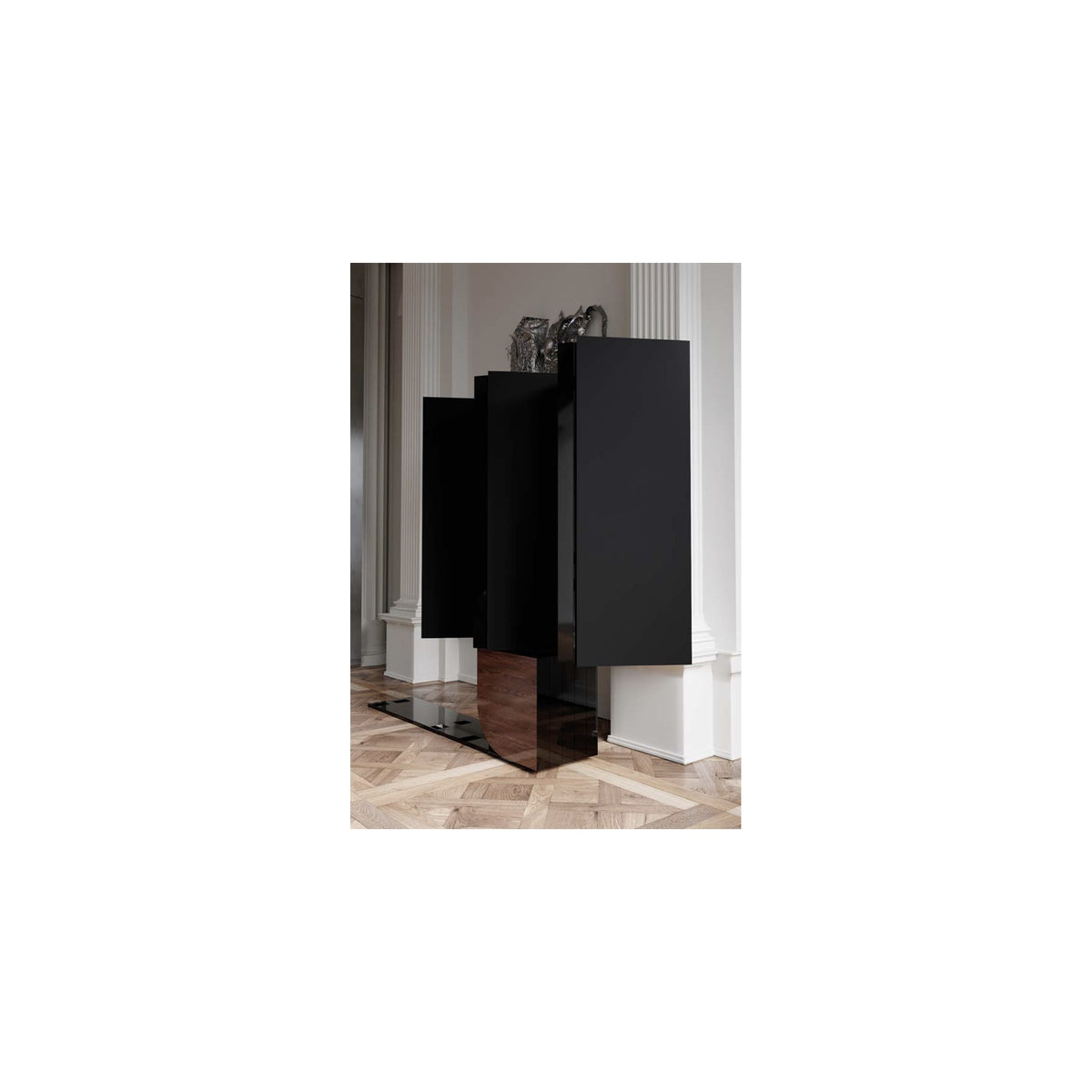 N1 - THE UNFOLDING TV