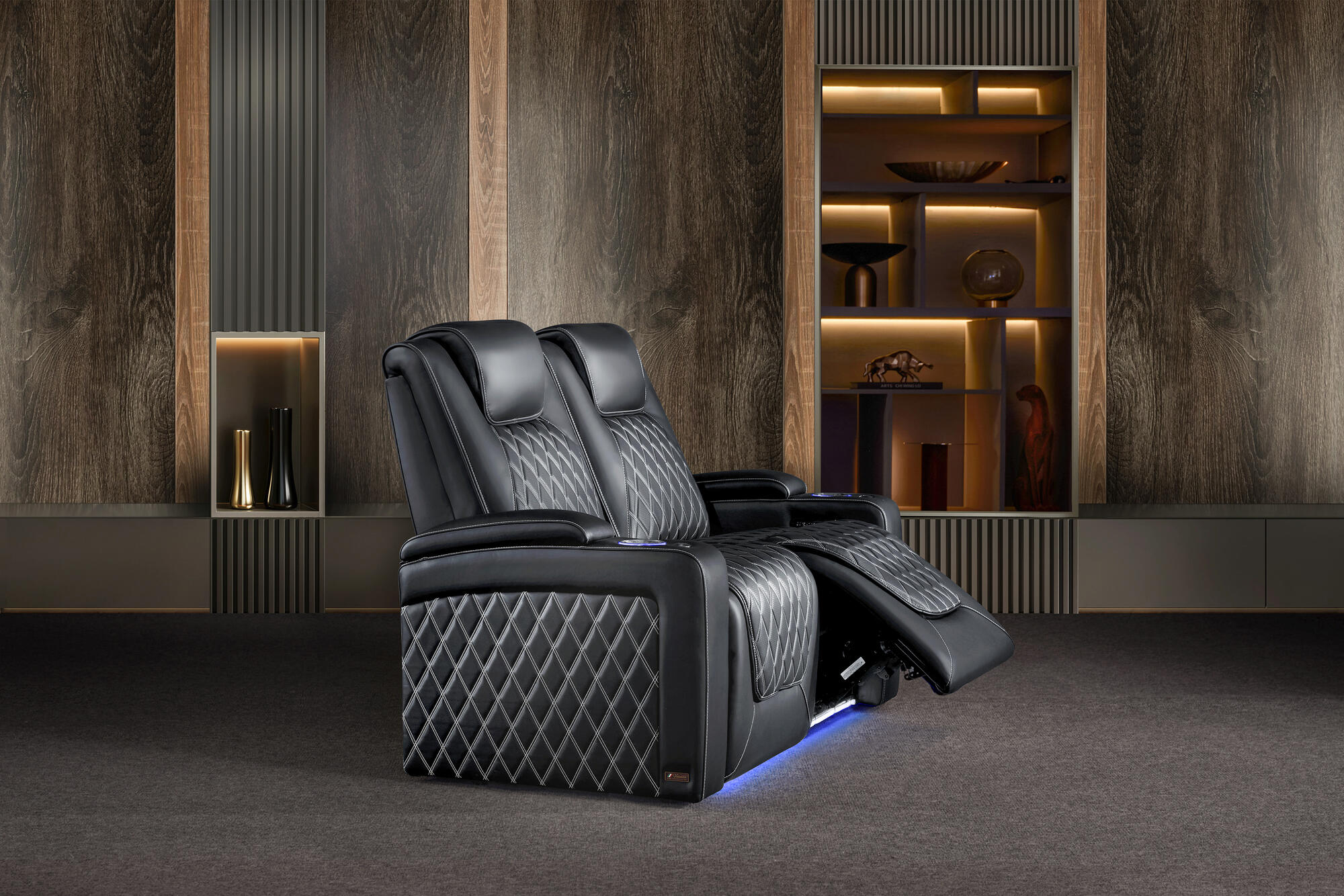 Valencia Oslo Ultimate 20K Italian Semi-Aniline Leather Theater Seating – 2025 Edition