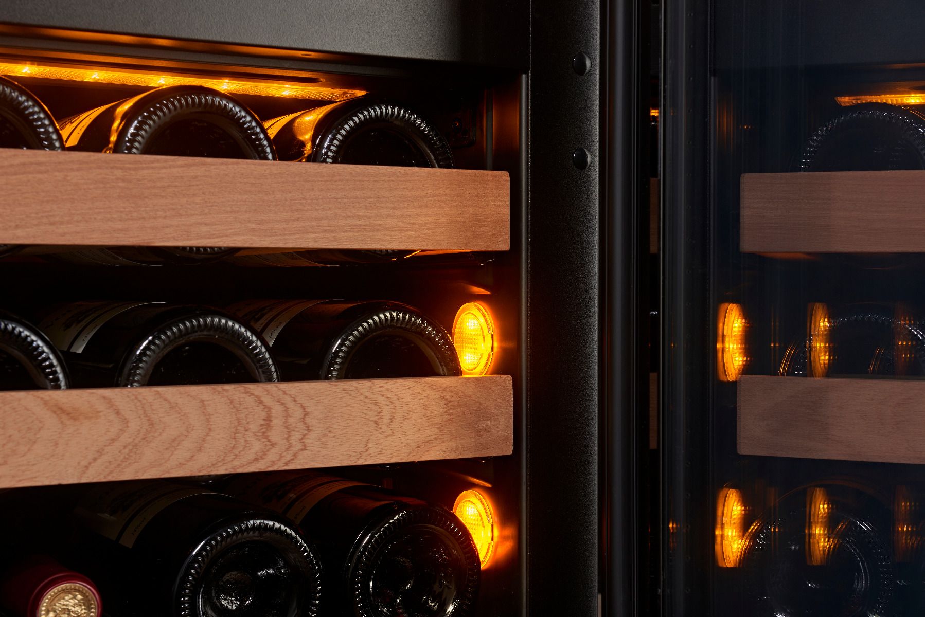SWISSCAVE WIB-60DFT Dual Zone Wine Cooler – 60cm Built-In, 26 Bottle, Touch-to-Open